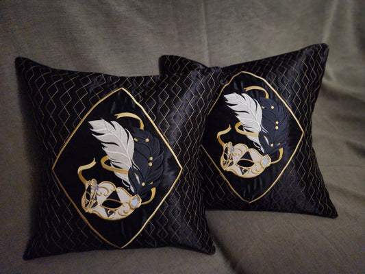 Harlequin Mask Pillow Set
